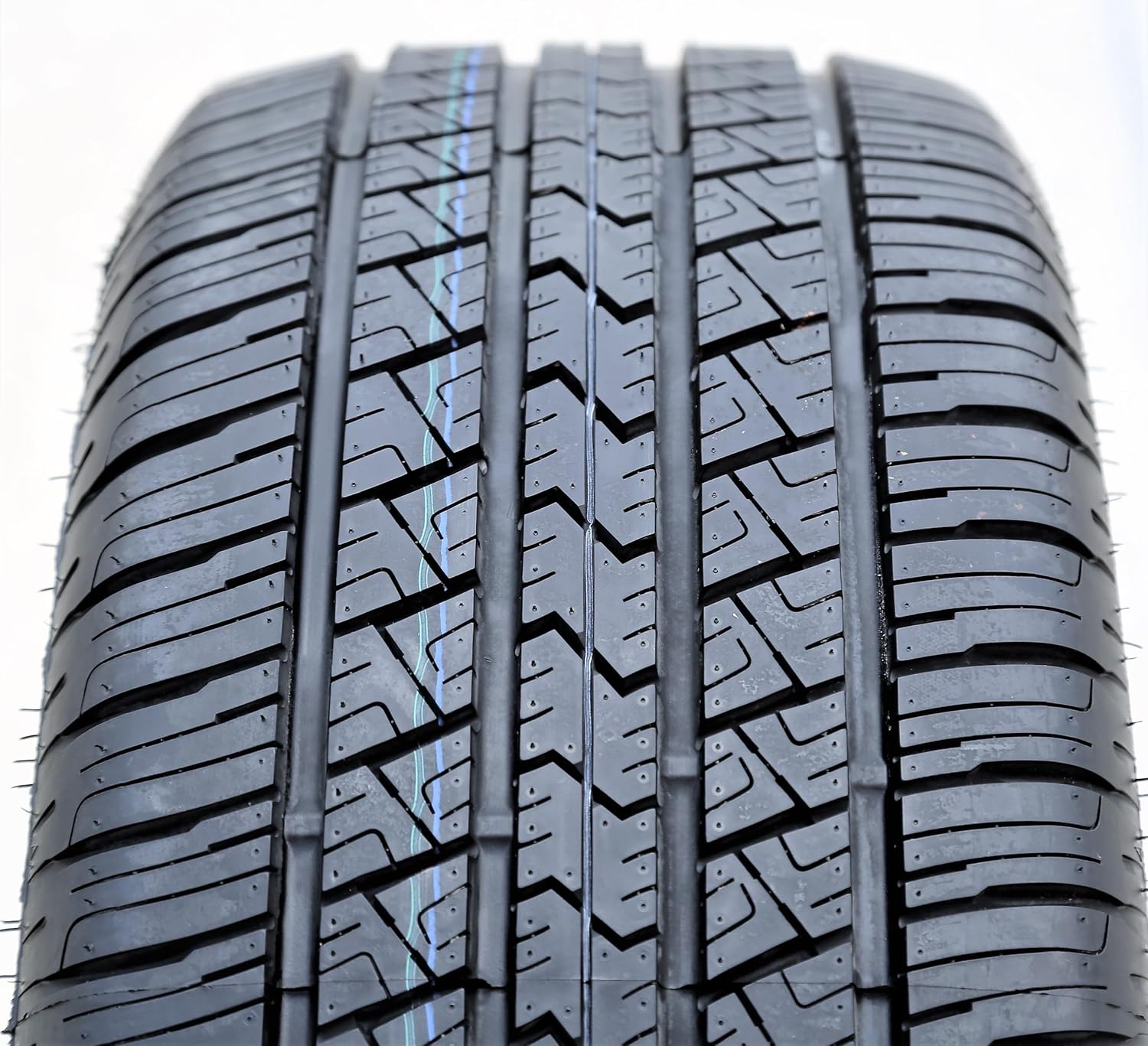 1736988129_GT-Radial-Savero-HT2-P23570R16-104T-All-Season-Radial-Tire.jpg