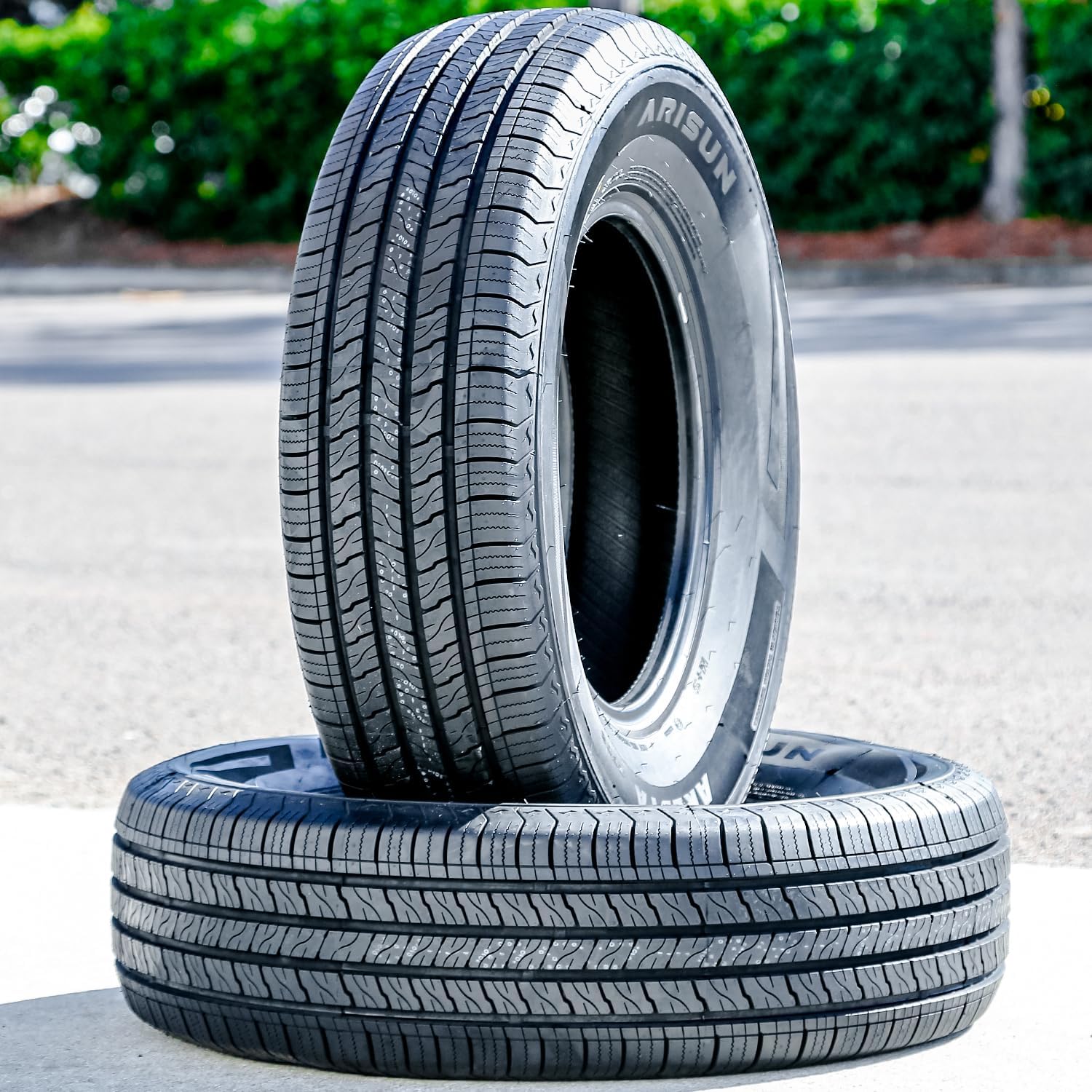 1737017461_Aresta-ZG02-All-Season-TruckSUV-Touring-Radial-Tire-24575R16-2457516-24575-16-111T-Load-Range-SL-4-Ply-BSW-Black-Side-Wall-UTQG-500AA.jpg