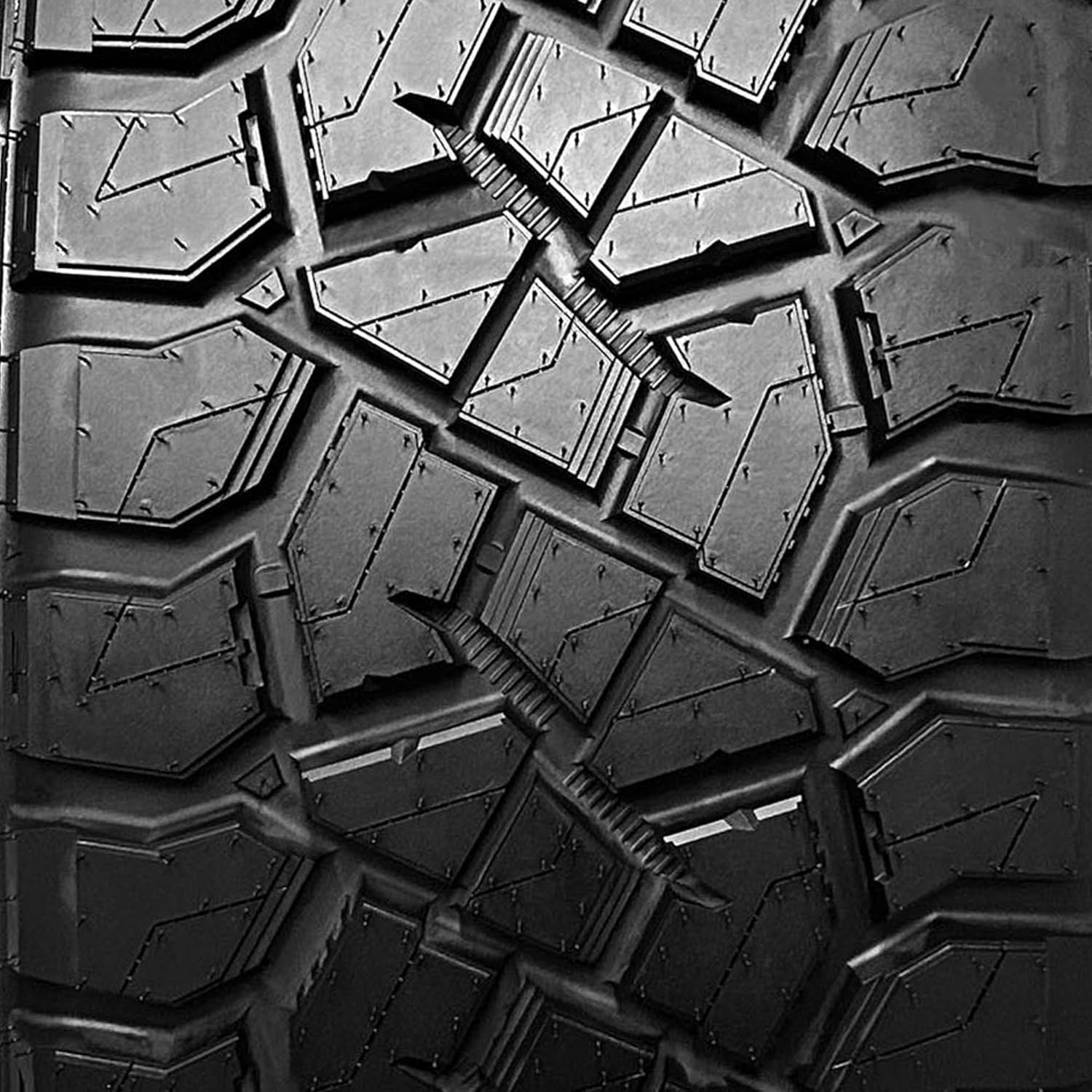 1737192579_BADLANDS-RT-LT28570R17-10-Ply-E-126Q-Rugged-Terrain-SUV-Light-Truck-Tire-2857017（Tire-Only）.jpg